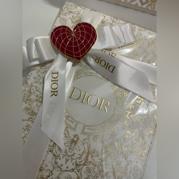 Dior Gift Notebook with Gift Packaging Set - Picture 8 of 15